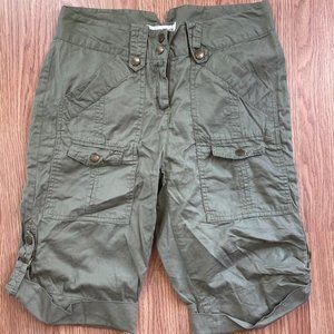 Bamboo Traders Women Shorts Olive Green Cotton Cargo Shorts Size 4 Waist 31